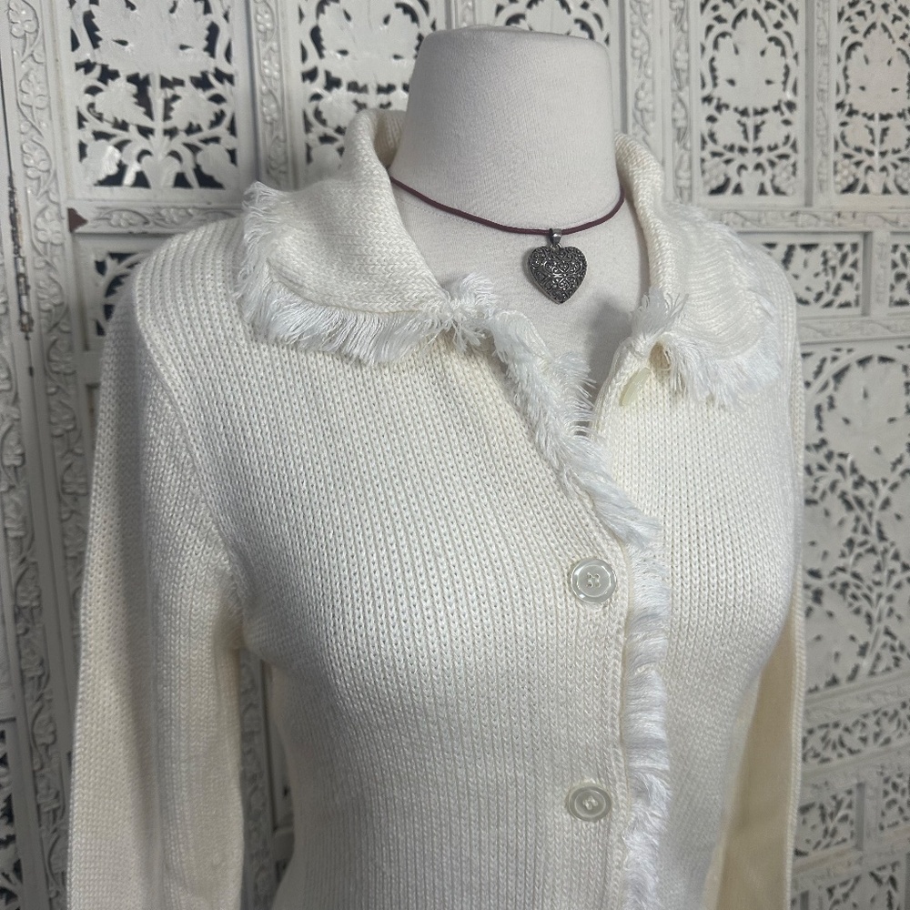 Chadwicks Ivory Button Up Cardigan With Fringe Trim & Pockets Sz Small - Picture 2 of 8